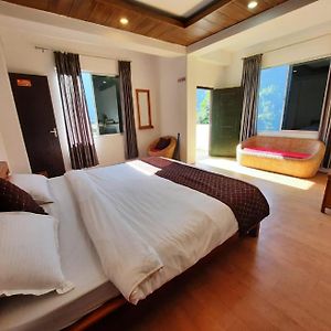 Silk Route Lingtam Resort